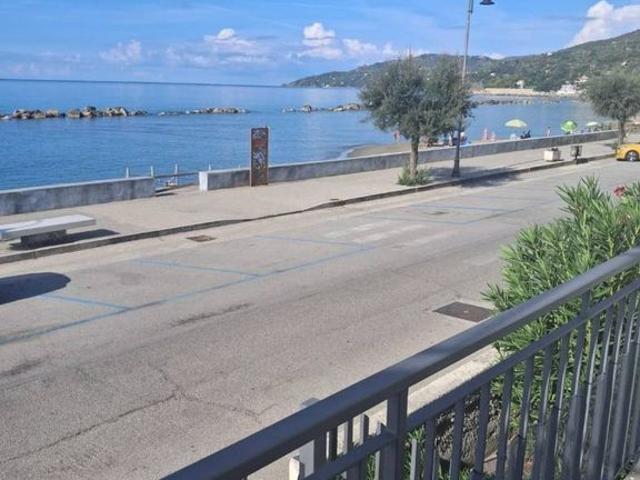 Villa Indipendente in vendita a Marina di Casal Velino, Casal Velino