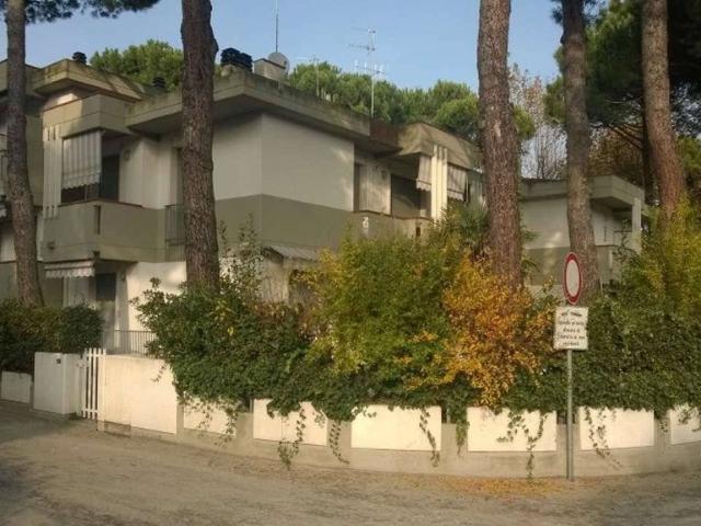 Villa Indipendente in vendita a Milano Marittima, Cervia