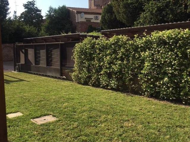 Villa Indipendente in vendita a Piacenza, Reggio Emilia