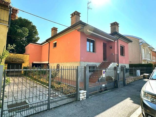 Villa Indipendente in vendita a Vicoli, Ravenna