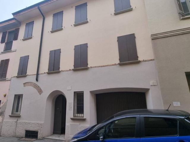 Villa Indipendente in vendita a Centro Storico, Cremona