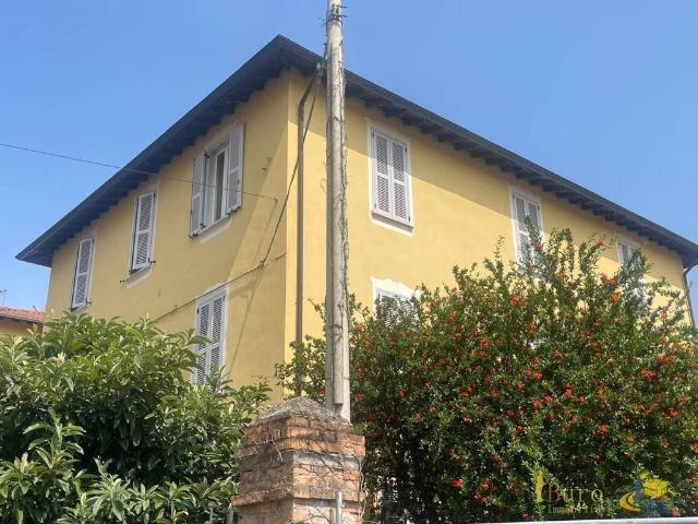 Villa Indipendente in vendita a San Leonardo, Sorbolo