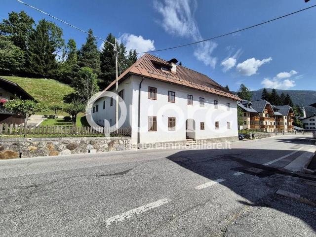 Villa Indipendente in vendita a Tarvisio, Friuli-Venezia Giulia