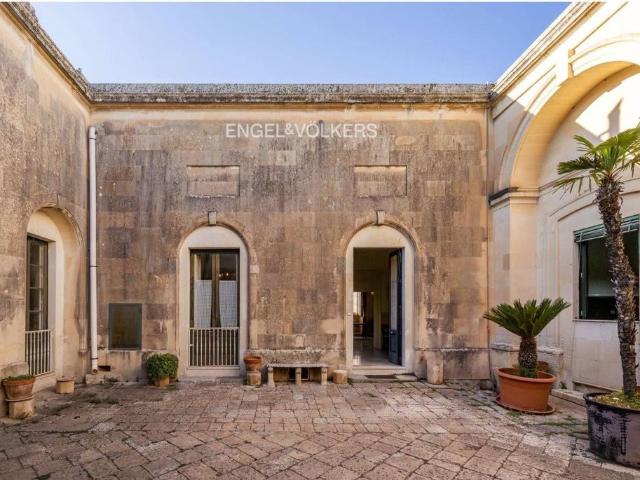 Villa Indipendente in vendita a Puglia, Lecce