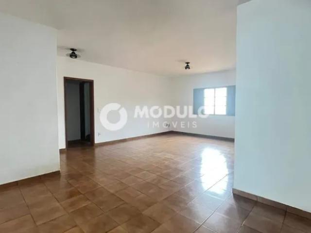 Casa aluguel em Região Geográfica Imediata de Uberlândia, Oliveira Fortes