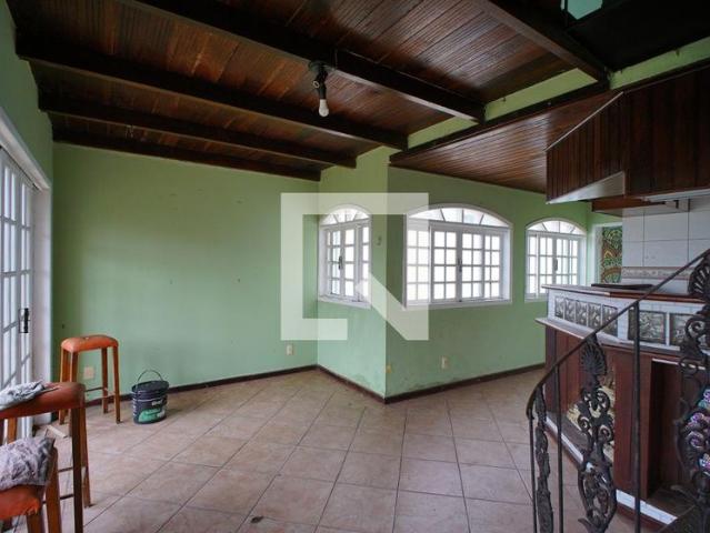 Casa aluguel em Região Geográfica Imediata do Rio de Janeiro, Região Metropolitana do Rio de Janeiro