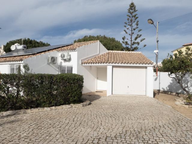 Casa alugar em Areias de São João, Albufeira