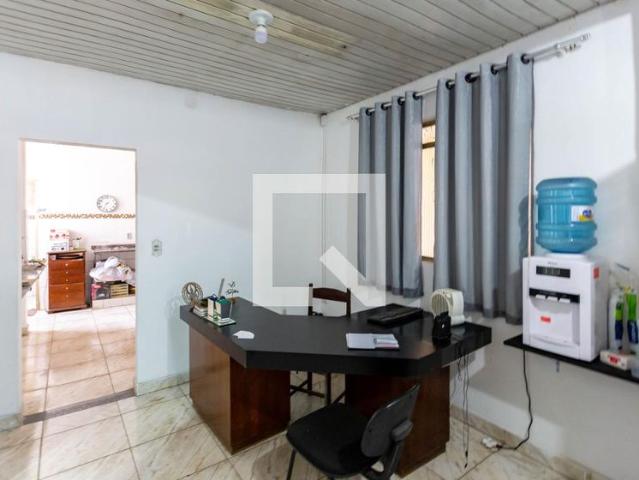 Casa aluguel em Região Geográfica Imediata de Belo Horizonte, Região Metropolitana de Belo Horizonte