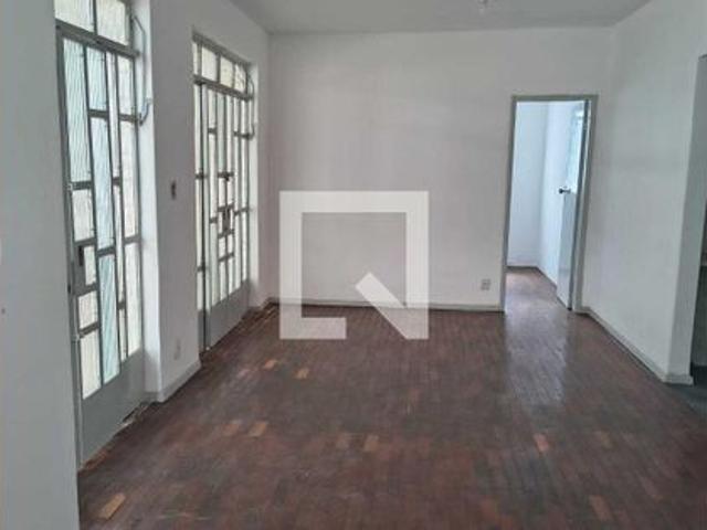 Casa aluguel em Região Geográfica Imediata de Belo Horizonte, Região Metropolitana de Belo Horizonte