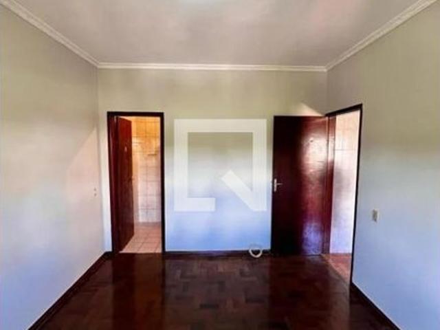 Casa aluguel em Região Geográfica Imediata de Belo Horizonte, Região Metropolitana de Belo Horizonte