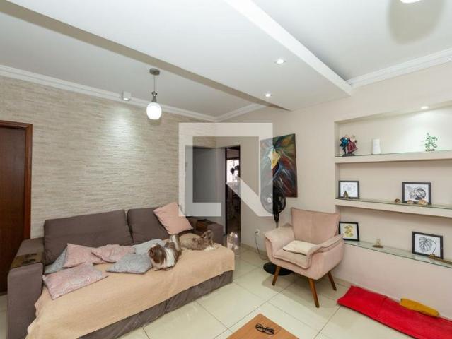 Casa aluguel em Região Geográfica Imediata de Belo Horizonte, Região Metropolitana de Belo Horizonte