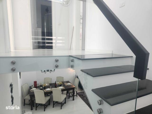 Casă vânzări în Romani