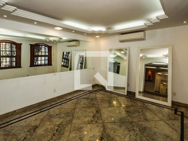 Casa aluguel em Região Geográfica Imediata de Belo Horizonte, Região Metropolitana de Belo Horizonte