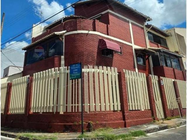 Casa venda em Região Geográfica Imediata do Distrito Federal, Região Integrada de Desenvolvimento do Distrito Federal e Entorno