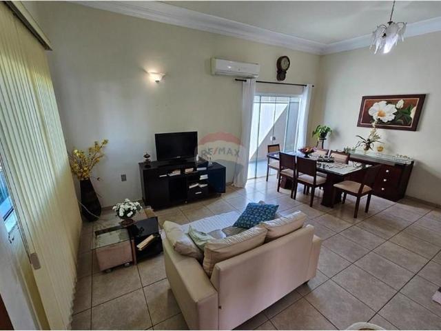 Casa aluguel em Região Imediata de Lins, Lins