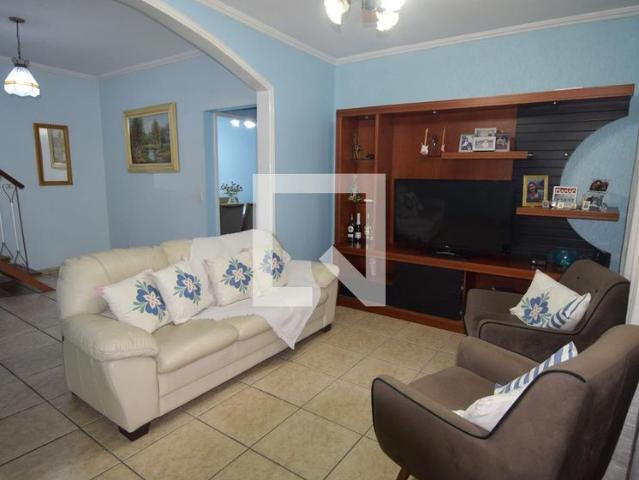 Casa aluguel em Região Geográfica Imediata do Rio de Janeiro, Região Metropolitana do Rio de Janeiro