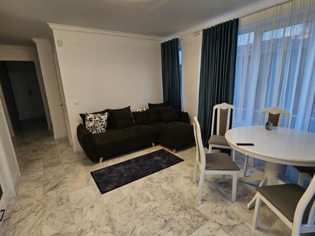 Casă închirieri în Colonia de Sub Deal, Florești