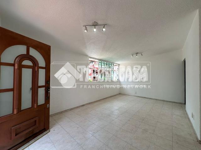 Casa en renta en Naucalpan De Juárez, Estado de México