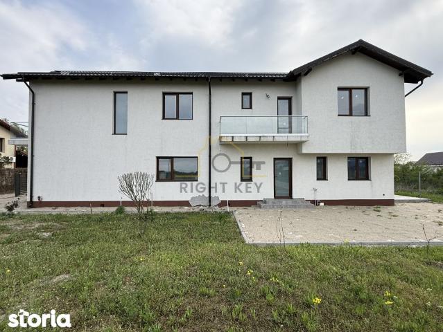 Casă vânzări