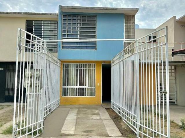 Casa Duplex en Venta, Parques del Palmar, San Pedro Tlaquepaque | RCV 2315
