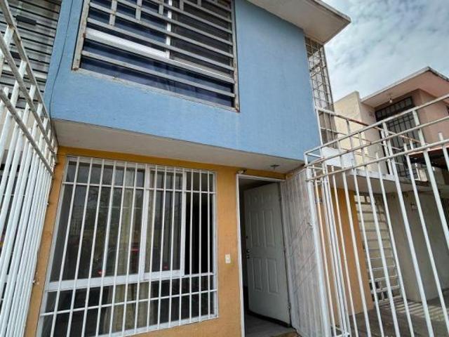 Casa Duplex en Venta, Parques del Palmar, San Pedro Tlaquepaque | RCV 2315