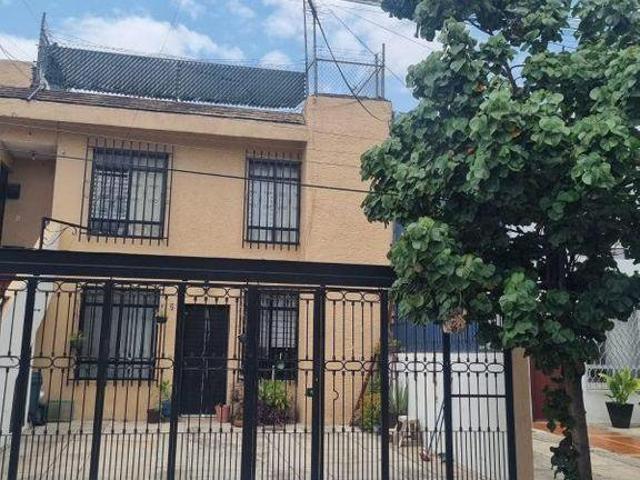 Casa duplex en venta PLANTA BAJA