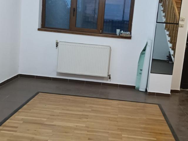 Casă vânzări
