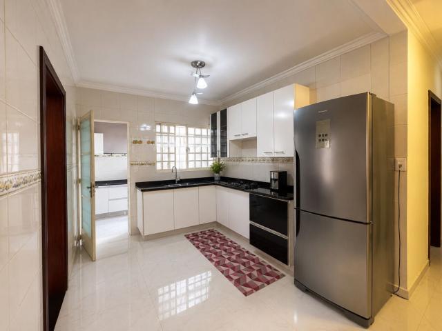 Casa aluguel em Região Geográfica Imediata de Londrina, Londrina