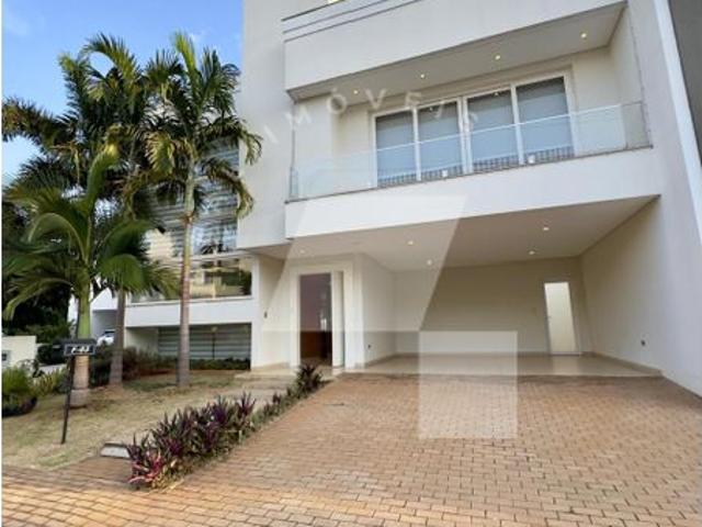 Casa aluguel em Região Geográfica Imediata de Maringá, Maringá