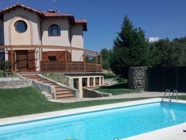 Casa en alquiler en Navas De Riofrío, Castilla y León