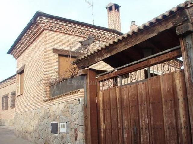 Casa en alquiler en La Serrada, Ávila