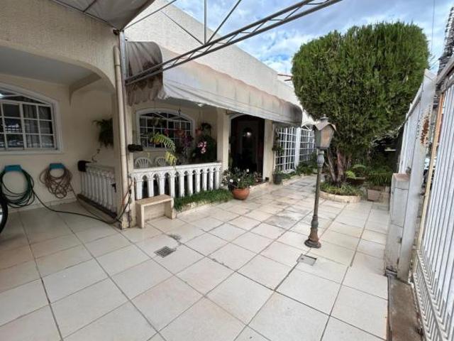 Casa venda em Região Geográfica Imediata do Distrito Federal, Região Integrada de Desenvolvimento do Distrito Federal e Entorno
