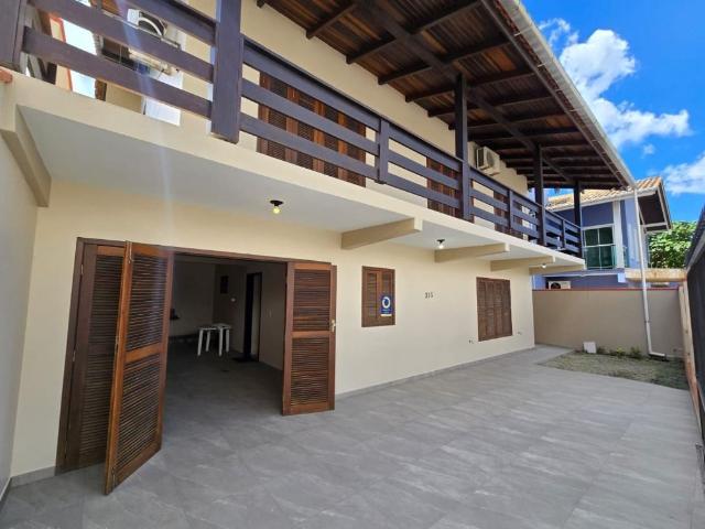 Casa aluguel em Praia da Armação do Itapocorói, Penha