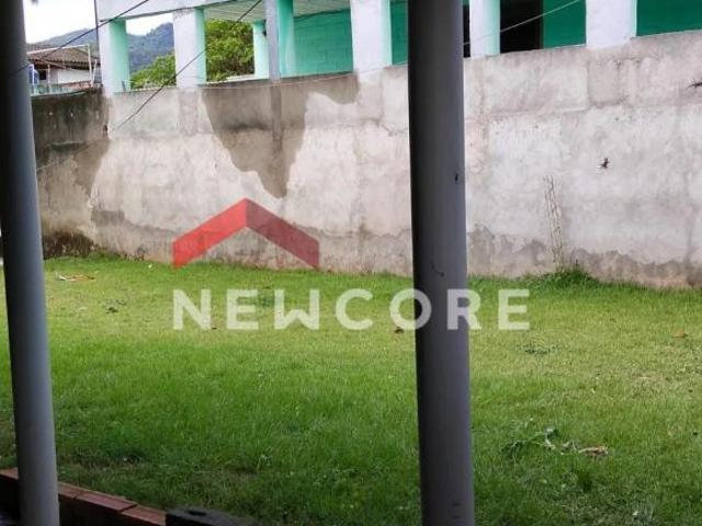 Casa venda em Pegorelli, Caraguatatuba
