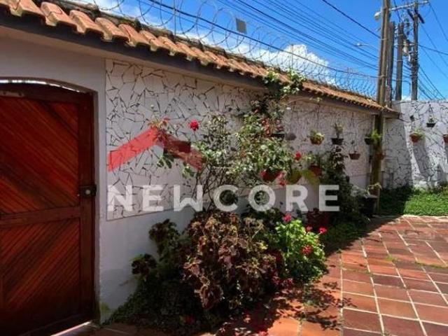 Casa venda em Região Geográfica Imediata do Distrito Federal, Região Integrada de Desenvolvimento do Distrito Federal e Entorno
