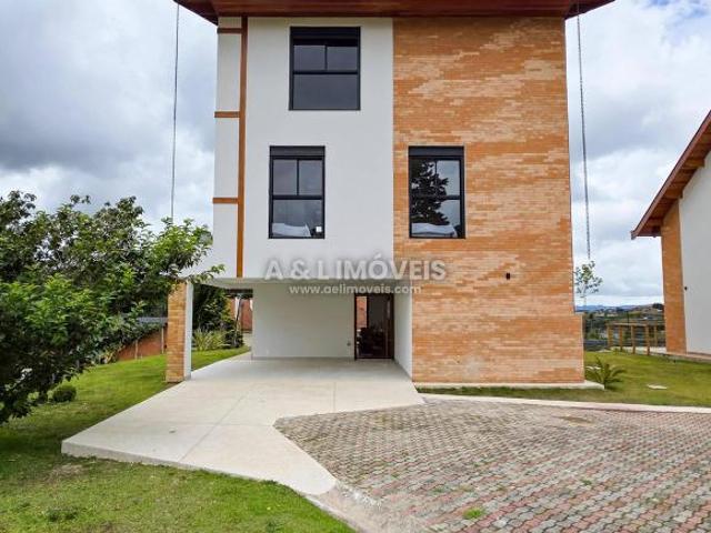 Casa venda em Região Imediata de Taubaté-Pindamonhangaba, Região Metropolitana do Vale do Paraíba e Litoral Norte