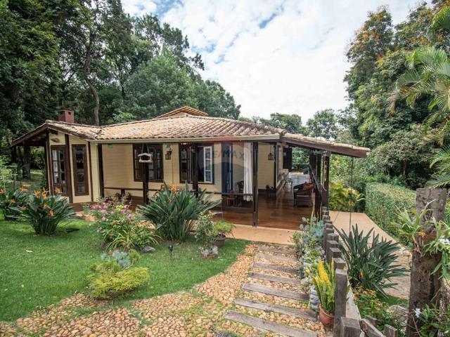 Casa venda em Região Geográfica Imediata de Belo Horizonte, Região Metropolitana de Belo Horizonte
