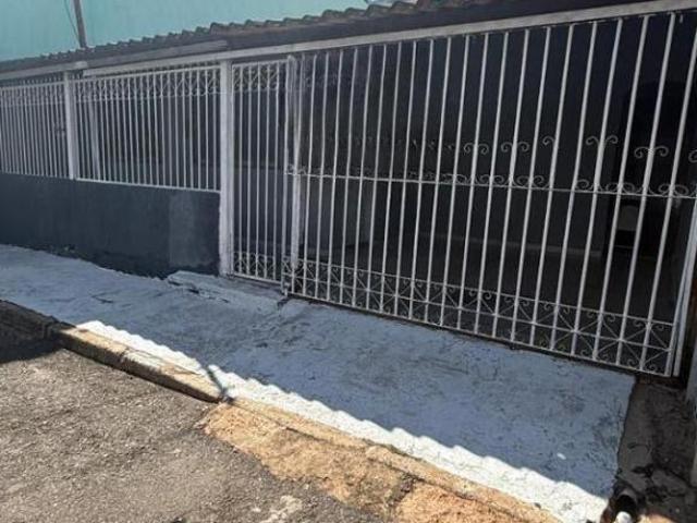 Casa venda em Região Geográfica Imediata do Distrito Federal, Região Integrada de Desenvolvimento do Distrito Federal e Entorno