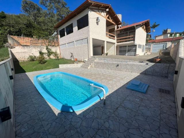 Casa aluguel em Região Geográfica Imediata de Florianópolis, Desterro