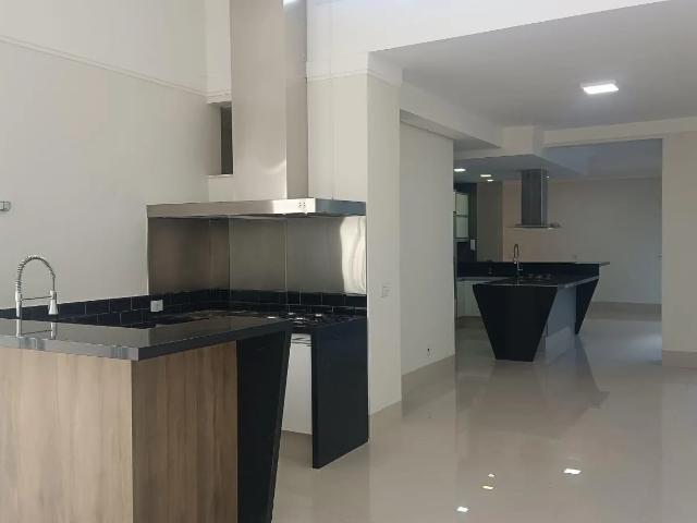 Casa aluguel em Região Imediata de Marília, Marília