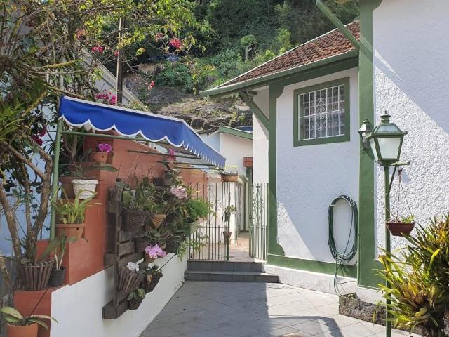 Casa venda em Região Geográfica Imediata de Petrópolis, Região Metropolitana do Rio de Janeiro