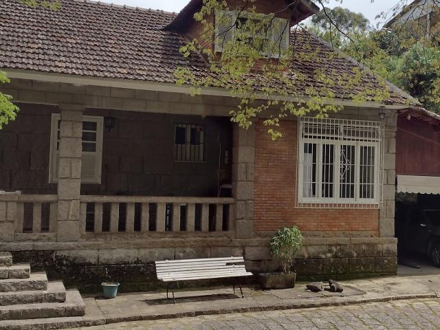 Casa venda em Petrópolis