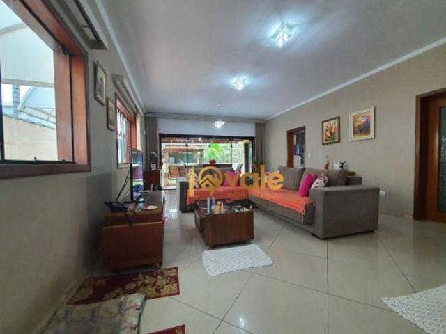 Casa venda em Região Imediata de Taubaté-Pindamonhangaba, Região Metropolitana do Vale do Paraíba e Litoral Norte