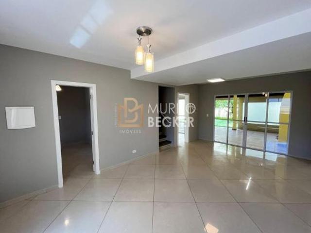 Casa venda em Região Imediata de São José dos Campos, Região Metropolitana do Vale do Paraíba e Litoral Norte