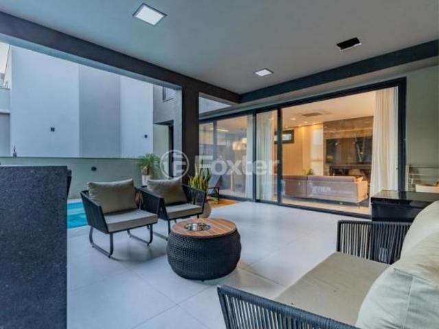 Casa venda em Região Geográfica Imediata de Porto Alegre, Região Metropolitana de Porto Alegre