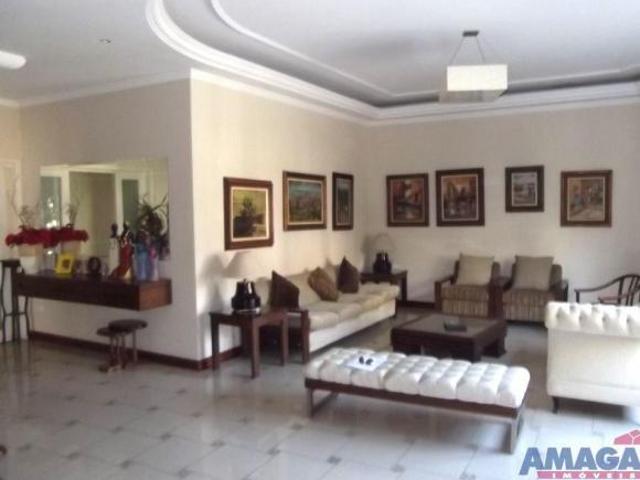 Casa venda em Região Imediata de São José dos Campos, Região Metropolitana do Vale do Paraíba e Litoral Norte