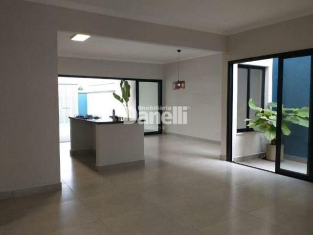 Casa venda em Região Imediata de Taubaté-Pindamonhangaba, Região Metropolitana do Vale do Paraíba e Litoral Norte