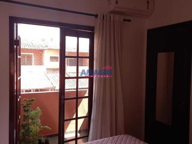 Casa venda em Região Imediata de São José dos Campos, Região Metropolitana do Vale do Paraíba e Litoral Norte