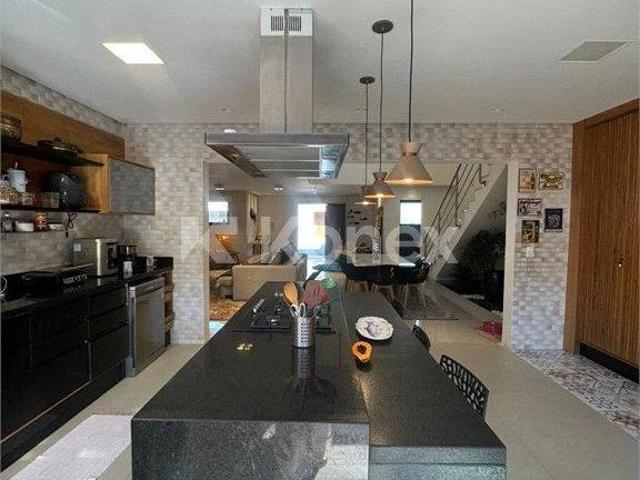 Casa venda em Região Imediata de Caraguatatuba-Ubatuba-São Sebastião, Região Metropolitana do Vale do Paraíba e Litoral Norte