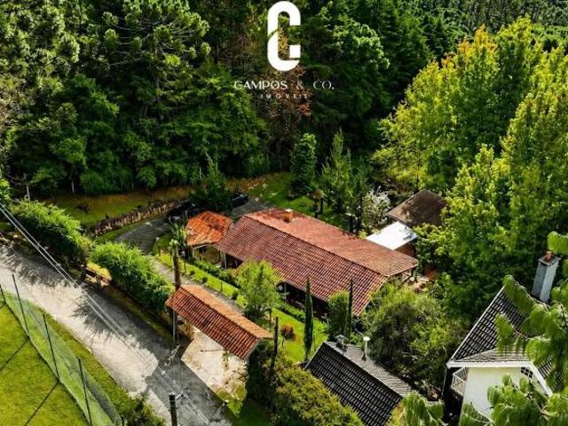 Casa venda em Região Imediata de Taubaté-Pindamonhangaba, Região Metropolitana do Vale do Paraíba e Litoral Norte